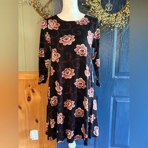 LOFT Black and Pink Floral dress with decorative back cut out NWT size Small